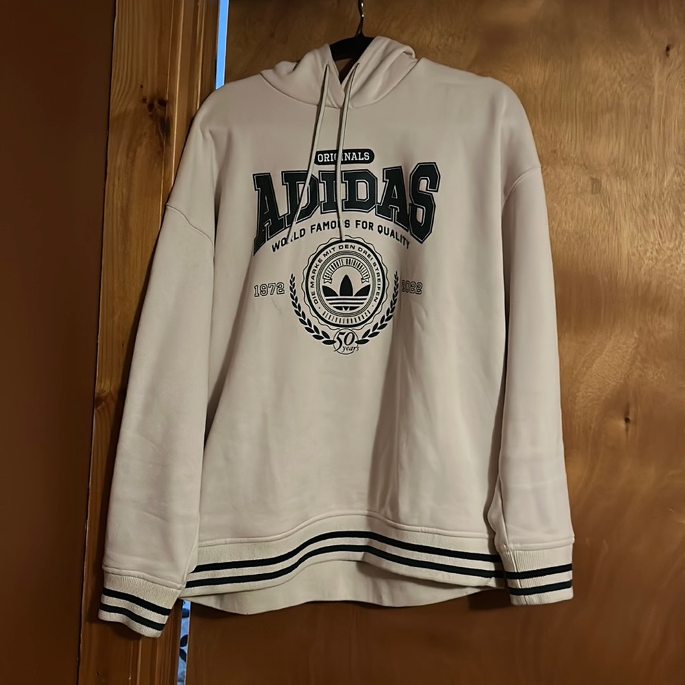 Adidas Sweatshirt